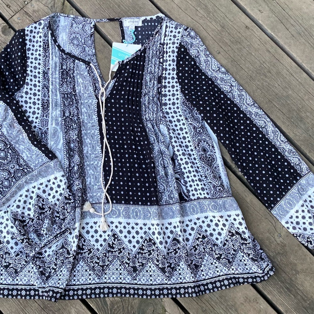 UMGEE Top OVERSIZE BohoFlowy Long Sleeve Floral Paisley Black White Size Small